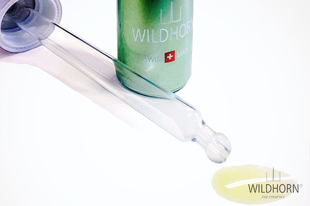 <span class="fr">Application de l'huile Wildhorn<sup>&reg;</sup></span><span class="en">How to use the Wildhorn<sup>&reg;</sup> oil</span><span class="de">Anwendung des Wildhorn<sup>&reg;</sup> Öls</span>